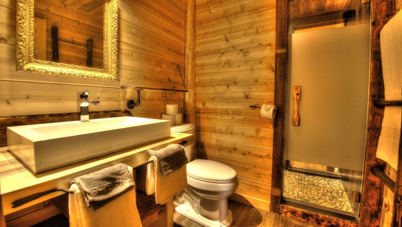Le St Bernard - Les Chalets Spa Canada La Malbaie Zewnętrze zdjęcie